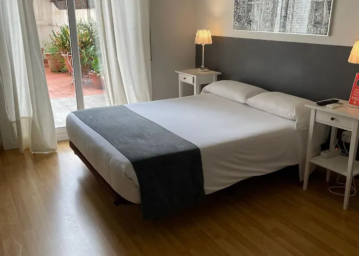Hostal El Ninot Barcelone
